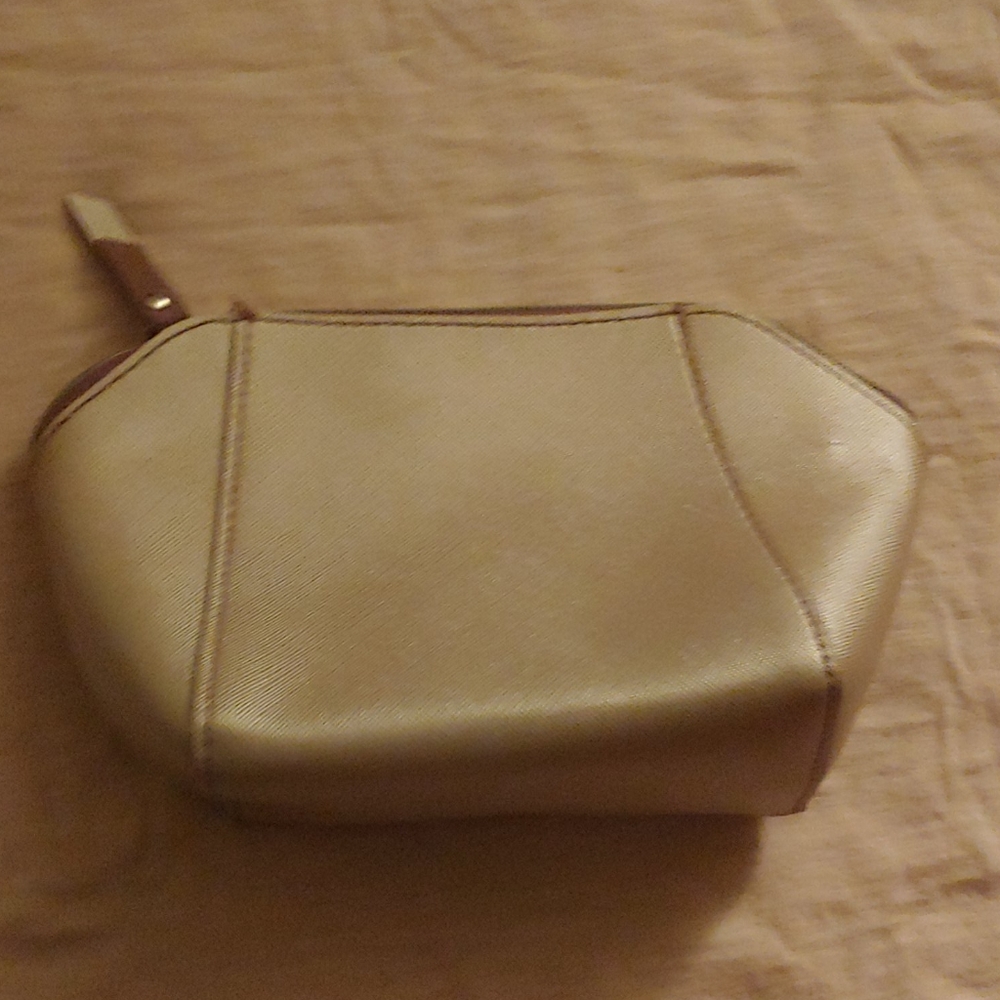 Makeup bag